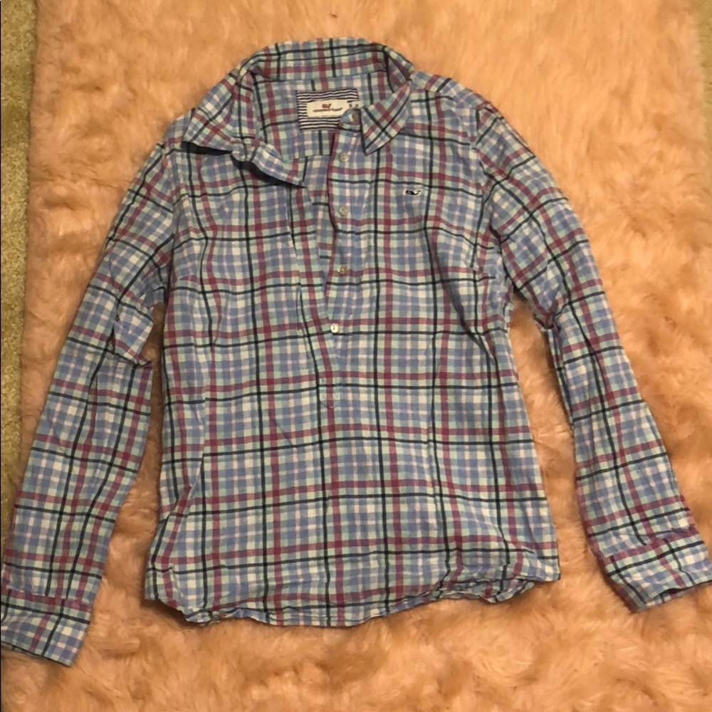 Vineyard vines button up plaid